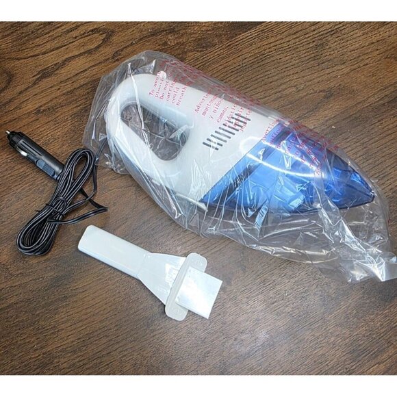 Smart Gear 12-Volt DC Auto Vac With Powerful Suction & Crevice Tool - Picture 6 of 13